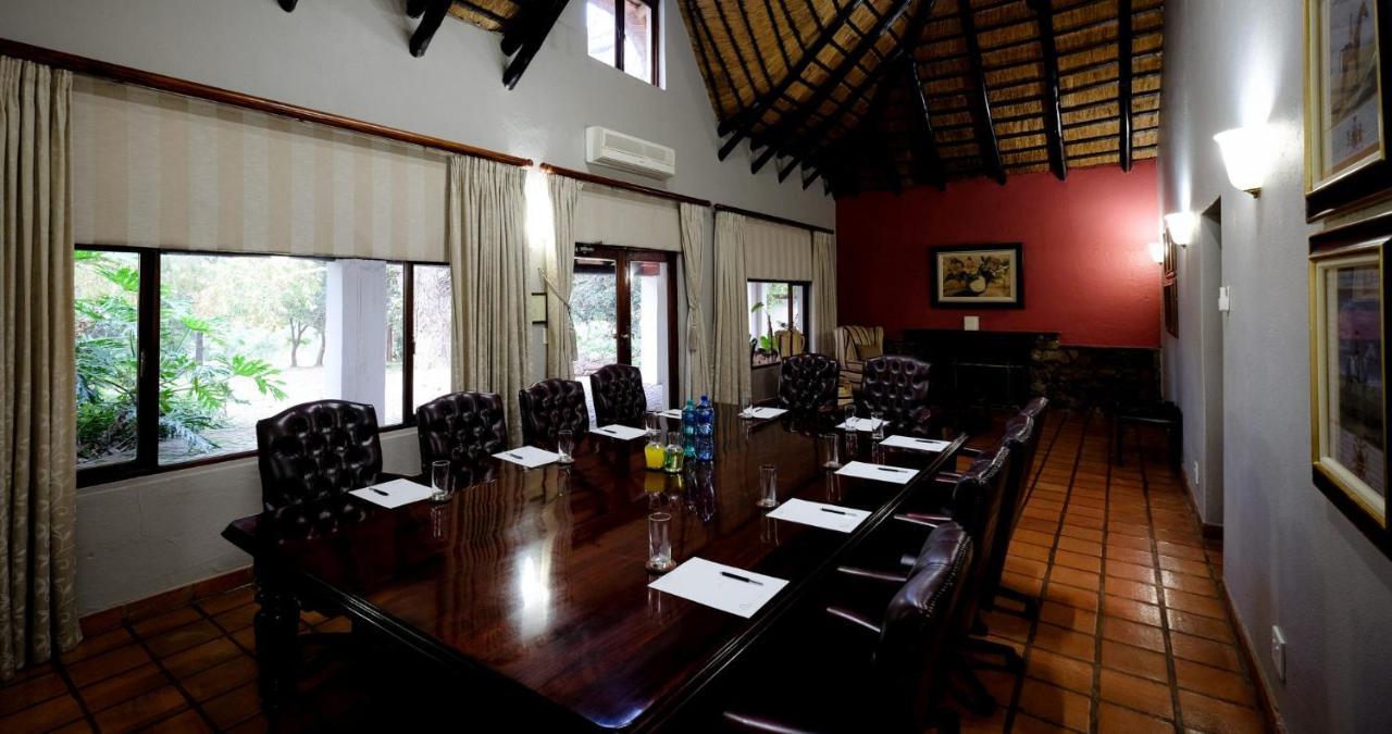Toadbury Hall Country Hotel Johannesburg Exterior photo
