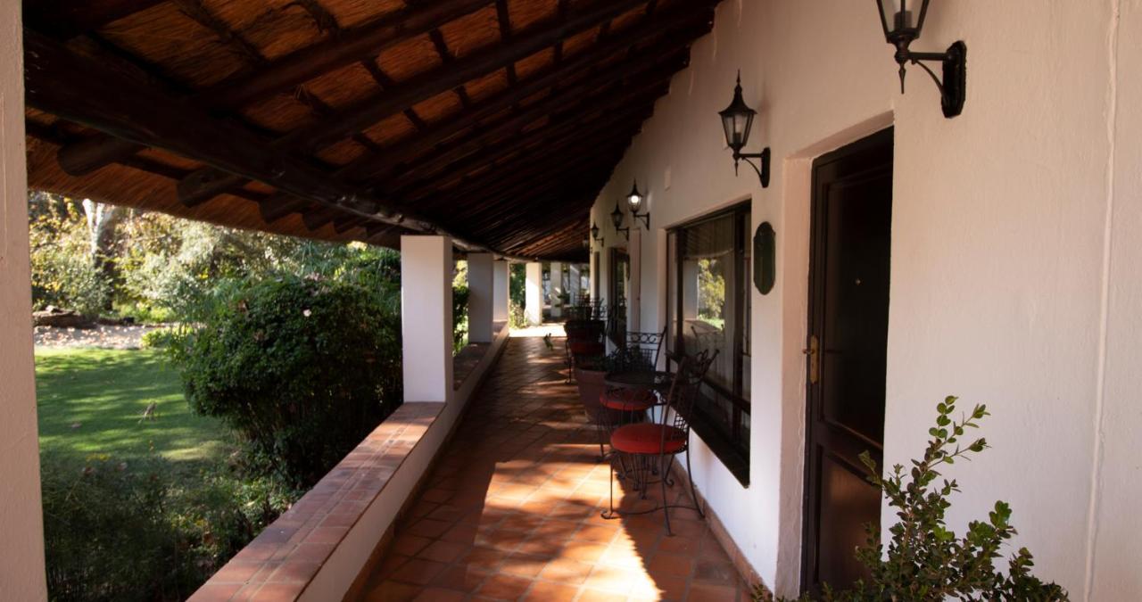 Toadbury Hall Country Hotel Johannesburg Exterior photo