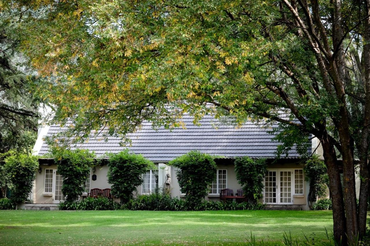 Toadbury Hall Country Hotel Johannesburg Exterior photo