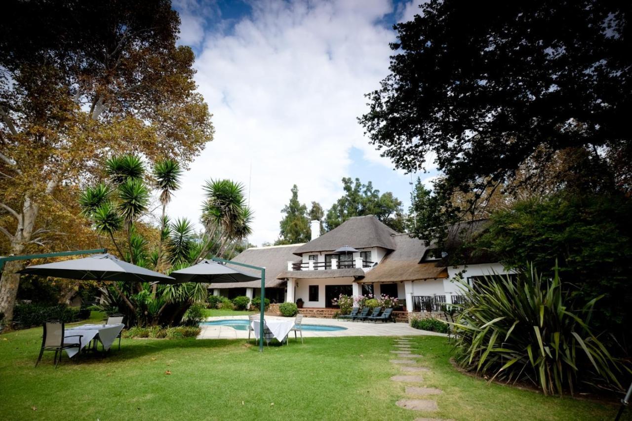 Toadbury Hall Country Hotel Johannesburg Exterior photo