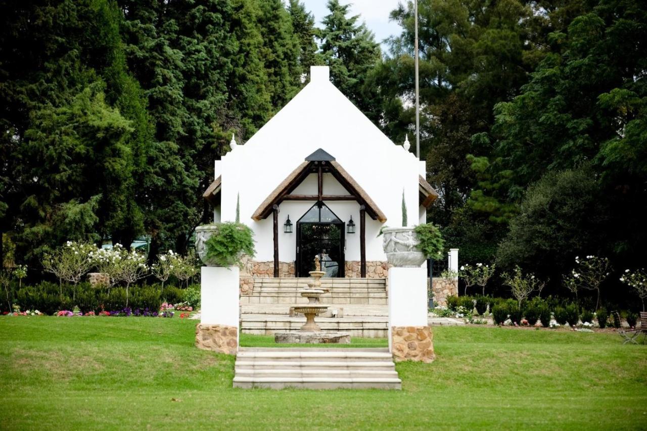 Toadbury Hall Country Hotel Johannesburg Exterior photo